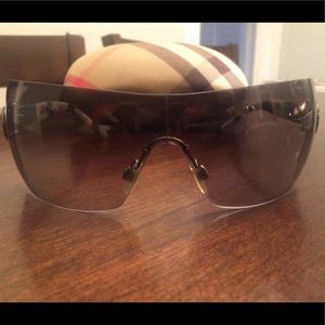 Burberry Sunglasses